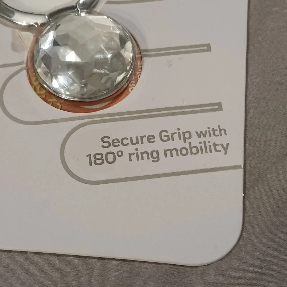 NWT! RING GRIP FOR CELLPHONES